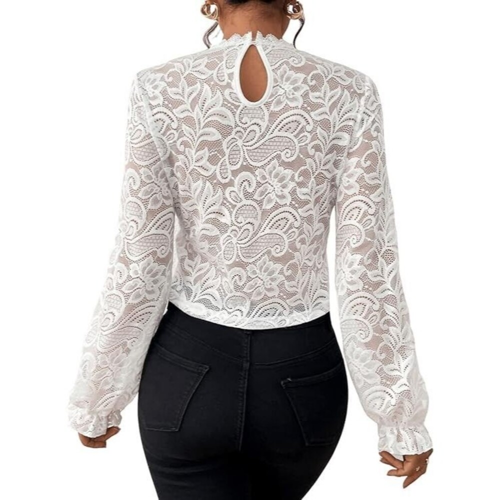 Women's White Lace Blouse Crop Top Women’s Sz S White Ruffle Boho Cottage Praire - Picture 3 of 15